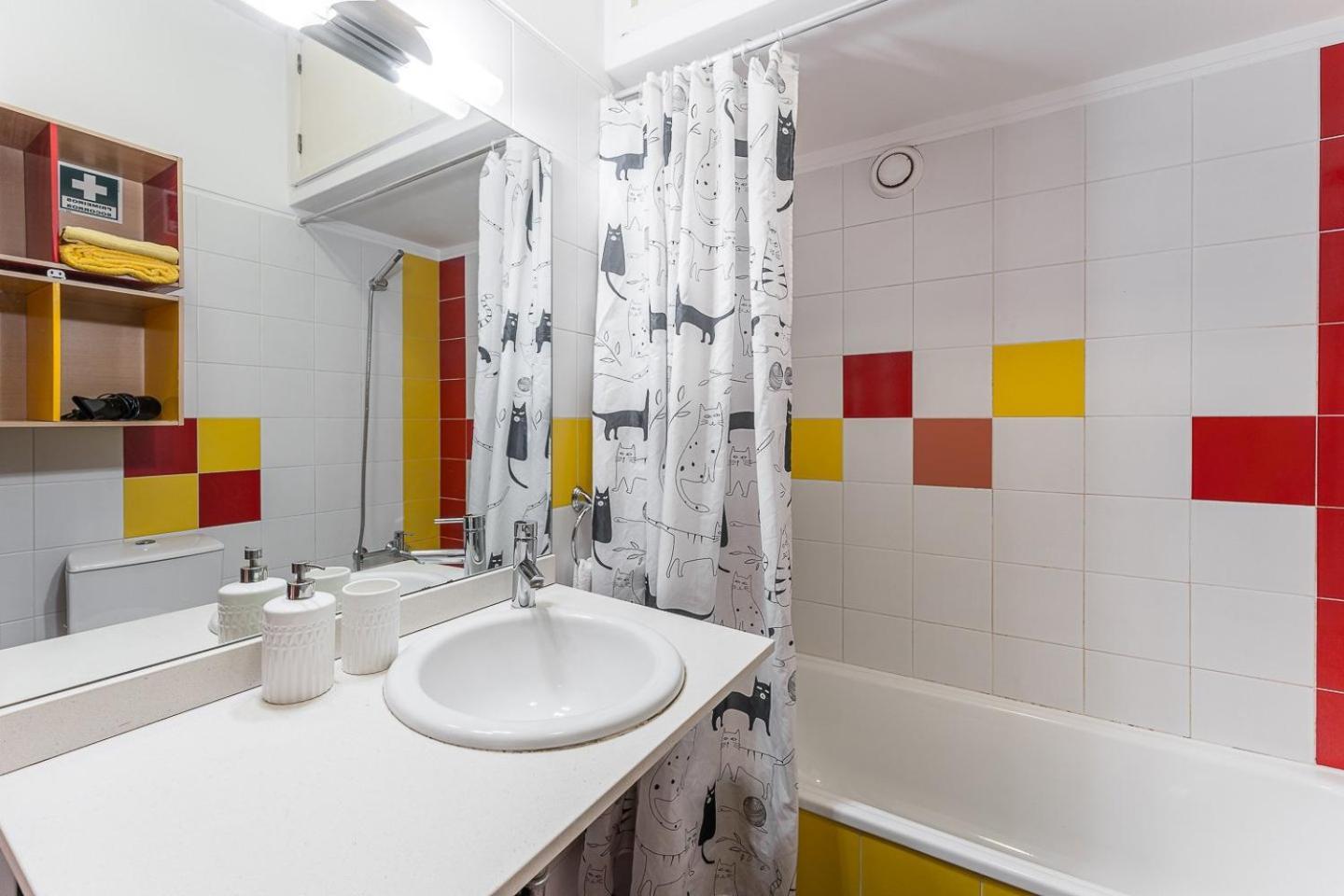 Guestready - Warwick Avenue In Lapa Apartment Porto Exterior photo